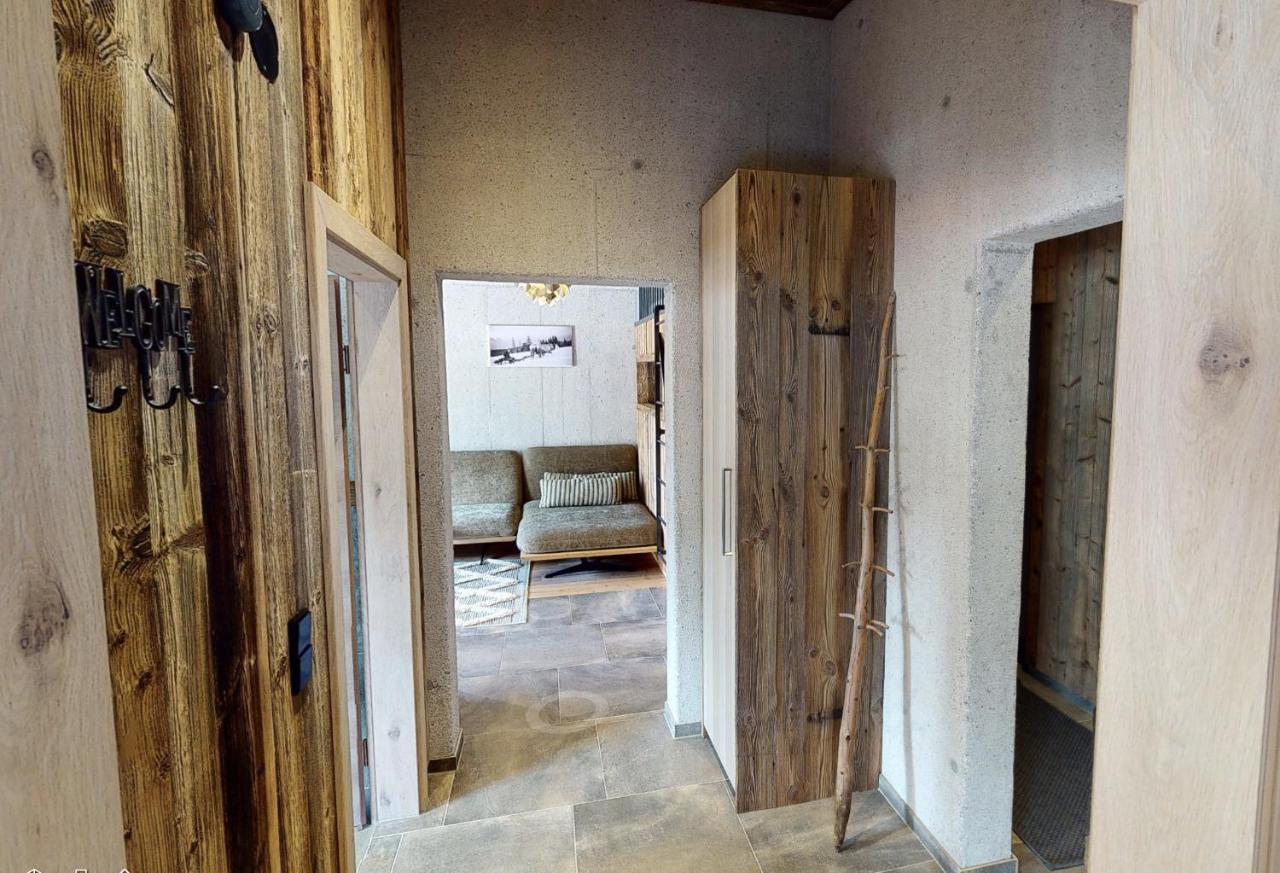 Hauser Apartment